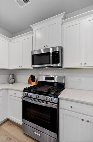 244 Red Bluff Street, Summerville, SC 29483
