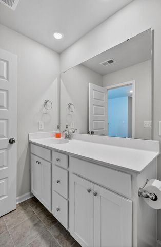 244 Red Bluff Street, Summerville, SC 29483