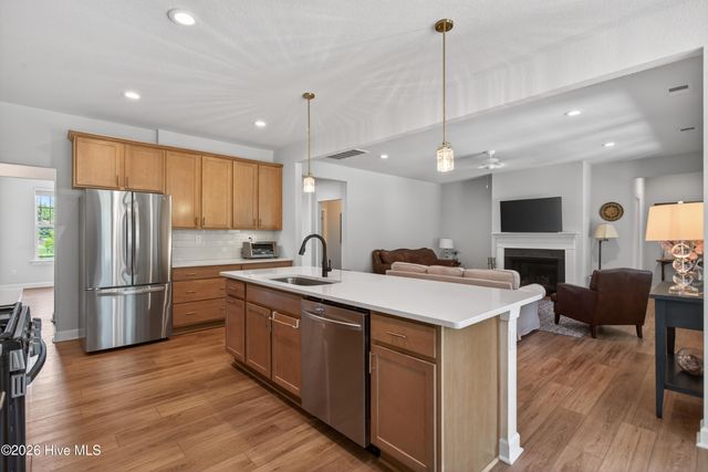 214 Little Acorn Trail, Moyock, NC 27958