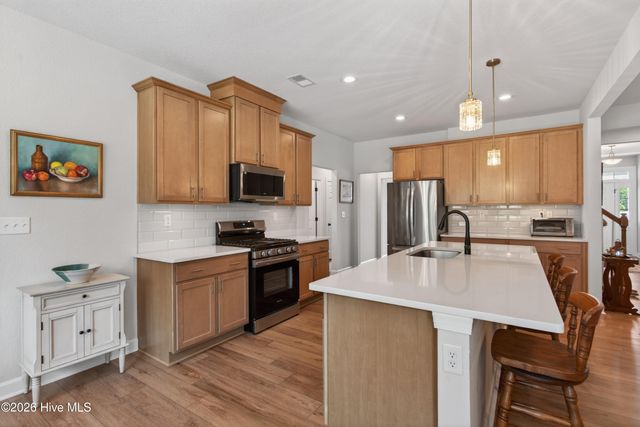 214 Little Acorn Trail, Moyock, NC 27958