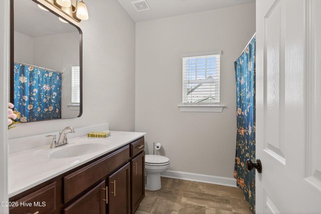 214 Little Acorn Trail, Moyock, NC 27958
