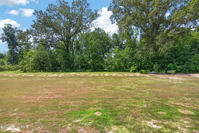 214 Little Acorn Trail, Moyock, NC 27958