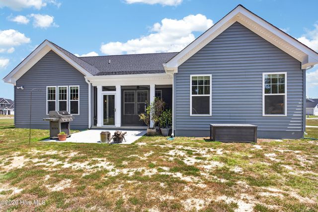 214 Little Acorn Trail, Moyock, NC 27958