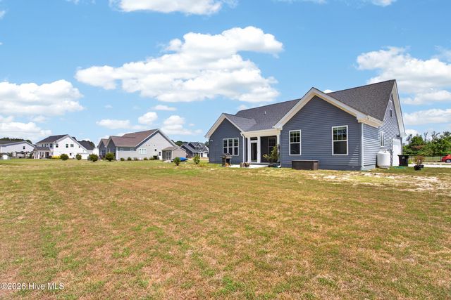 214 Little Acorn Trail, Moyock, NC 27958