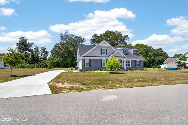 214 Little Acorn Trail, Moyock, NC 27958
