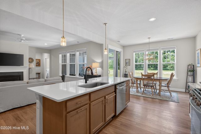 214 Little Acorn Trail, Moyock, NC 27958