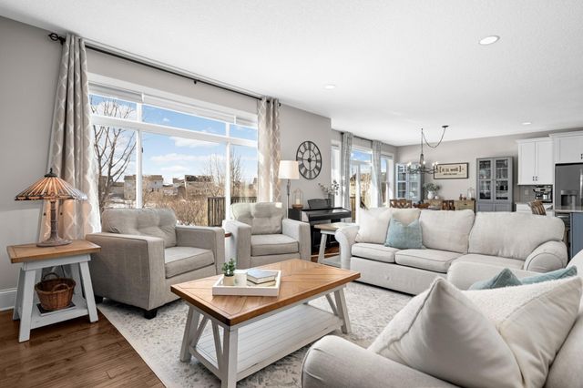 19869 Deerbrooke Path, Farmington, MN 55024