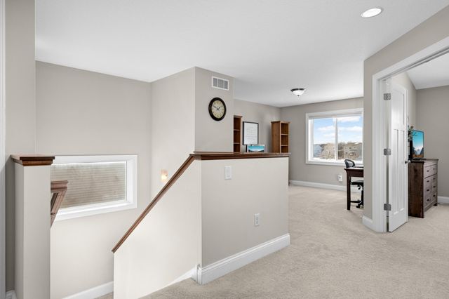 19869 Deerbrooke Path, Farmington, MN 55024