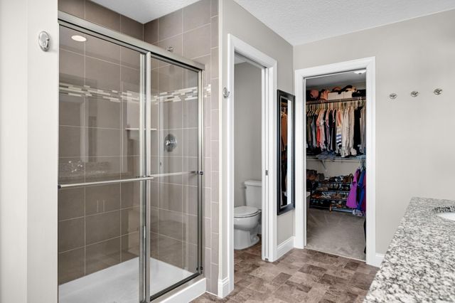 19869 Deerbrooke Path, Farmington, MN 55024