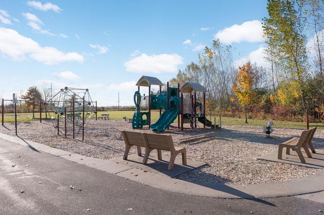 19869 Deerbrooke Path, Farmington, MN 55024