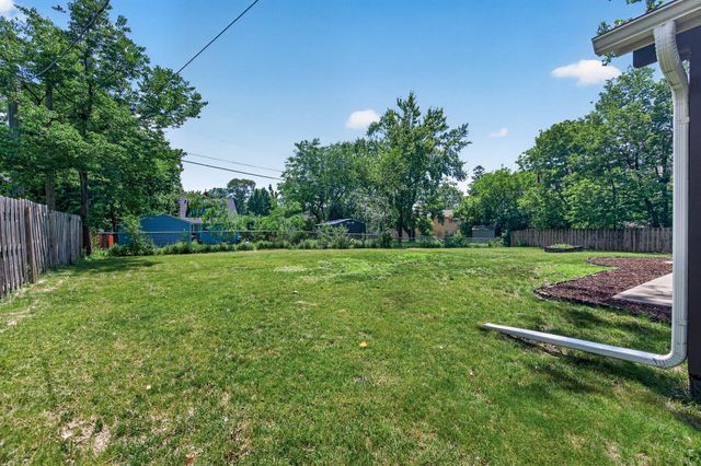 1406 Division Street, Hopkins, MN 55343
