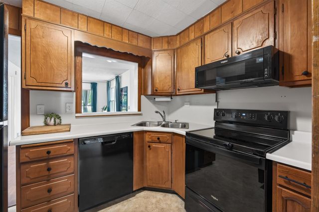 1406 Division Street, Hopkins, MN 55343