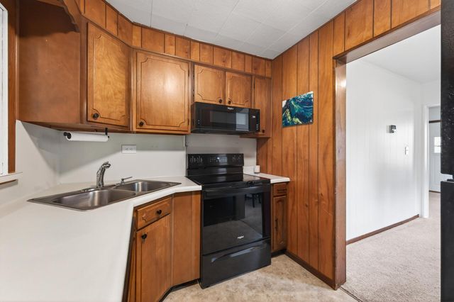 1406 Division Street, Hopkins, MN 55343