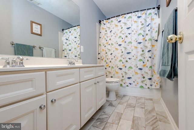 135 BLACKBURNS FORD DR, Stephens City, VA 22655
