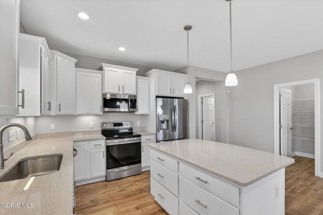 3721 Windward Drive, Sylvania, OH 43560