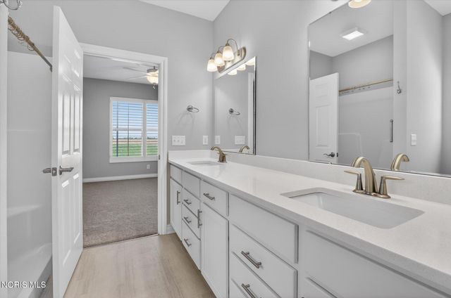 3721 Windward Drive, Sylvania, OH 43560