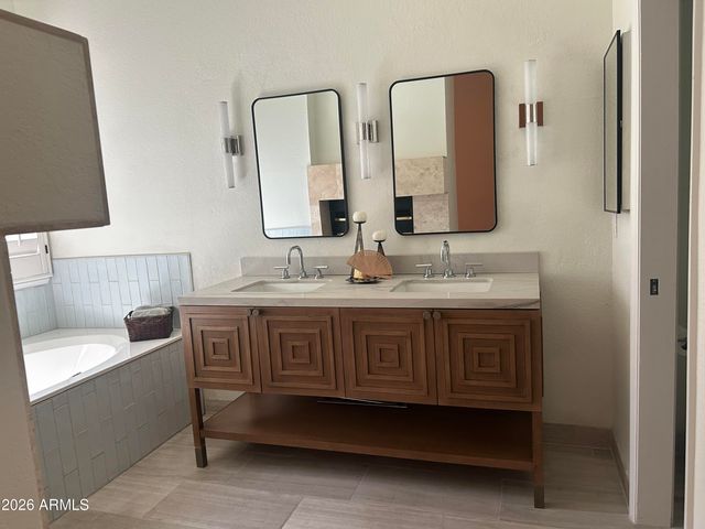 7272 E GAINEY RANCH Road 22, Scottsdale, AZ 85258