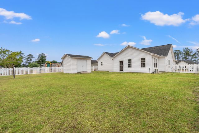 124 Cottage Creek Circle, Conway, SC 29527