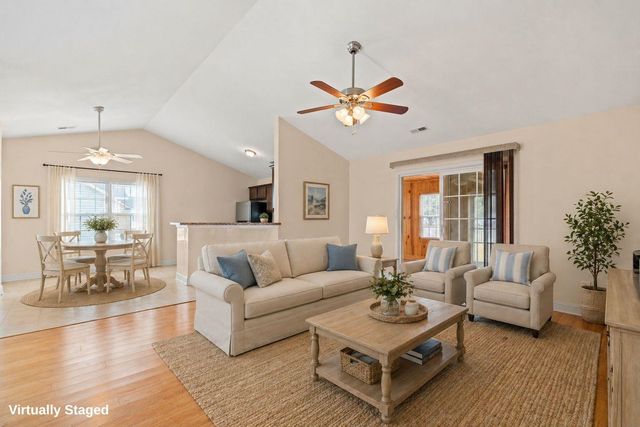 124 Cottage Creek Circle, Conway, SC 29527