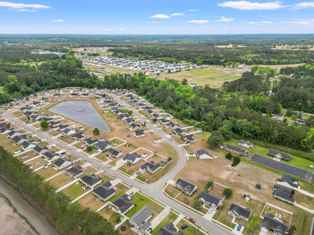 124 Cottage Creek Circle, Conway, SC 29527