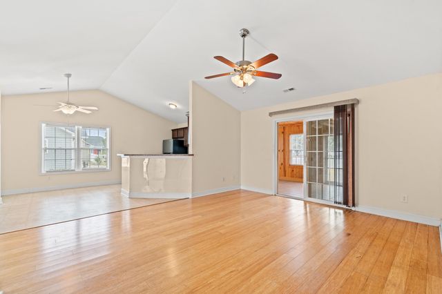 124 Cottage Creek Circle, Conway, SC 29527