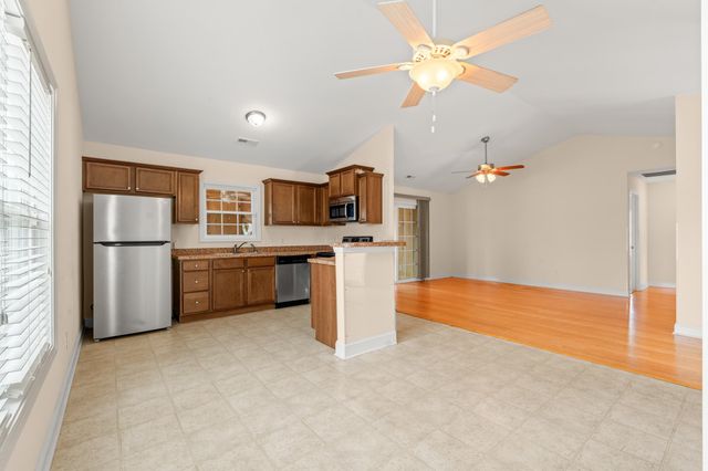 124 Cottage Creek Circle, Conway, SC 29527