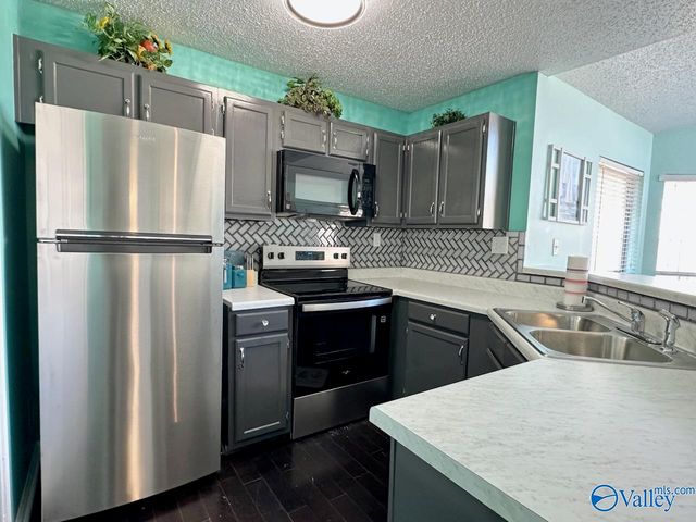 190 Waters Edge Lane, Madison, AL 35758