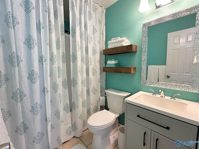 190 Waters Edge Lane, Madison, AL 35758