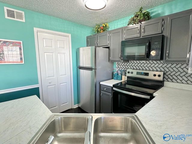 190 Waters Edge Lane, Madison, AL 35758