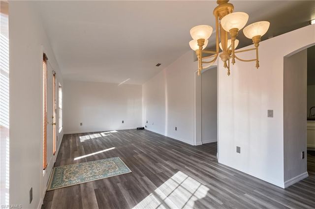 2675 70th AVE NE, Naples, FL 34120