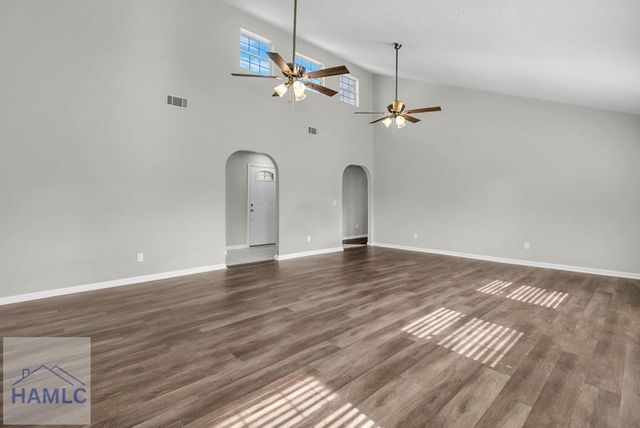 834 Foxwood Circle, Jesup, GA 31545