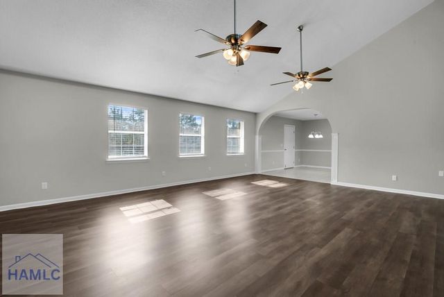 834 Foxwood Circle, Jesup, GA 31545