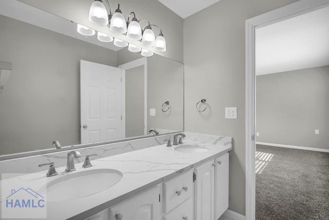 834 Foxwood Circle, Jesup, GA 31545