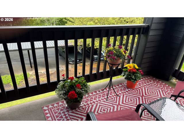 9515 Sw 146TH Ter C-8, Beaverton, OR 97007