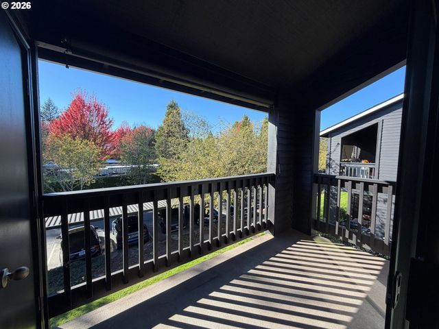 9515 Sw 146TH Ter C-8, Beaverton, OR 97007