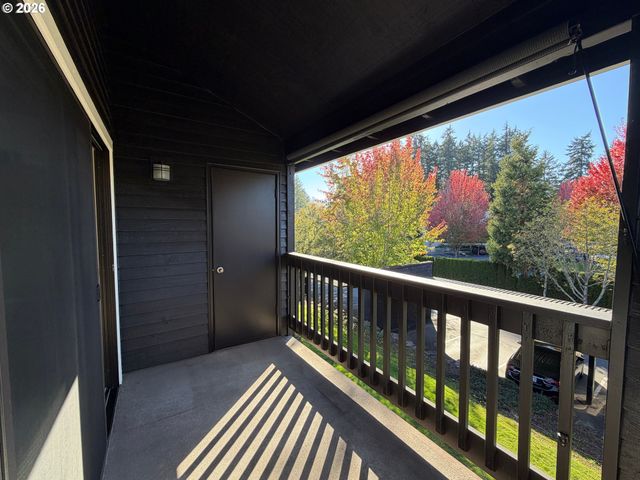 9515 Sw 146TH Ter C-8, Beaverton, OR 97007