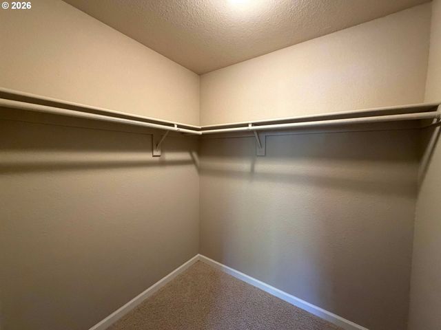 9515 Sw 146TH Ter C-8, Beaverton, OR 97007