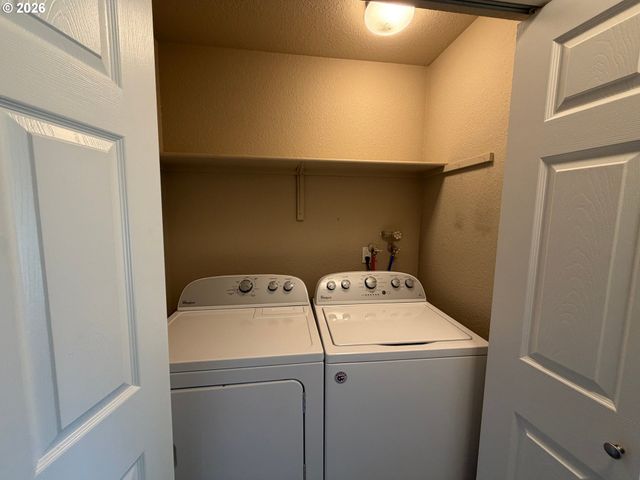9515 Sw 146TH Ter C-8, Beaverton, OR 97007