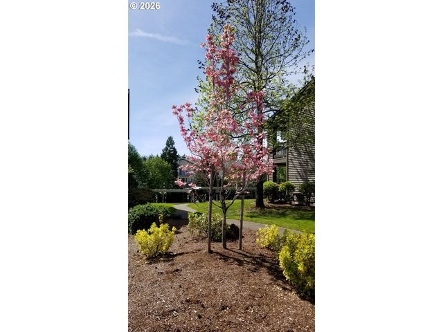 9515 Sw 146TH Ter C-8, Beaverton, OR 97007