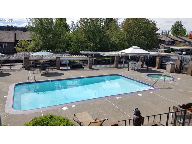 9515 Sw 146TH Ter C-8, Beaverton, OR 97007