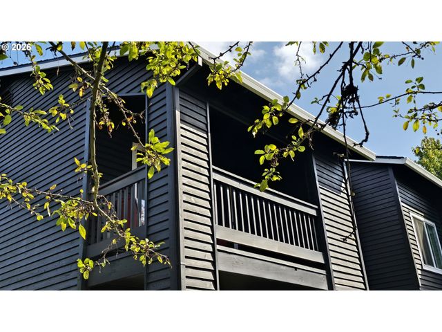 9515 Sw 146TH Ter C-8, Beaverton, OR 97007