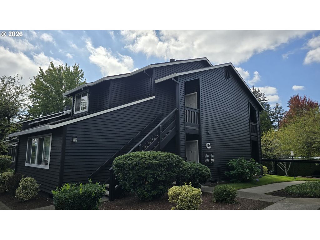 9515 Sw 146TH Ter C-8, Beaverton, OR 97007