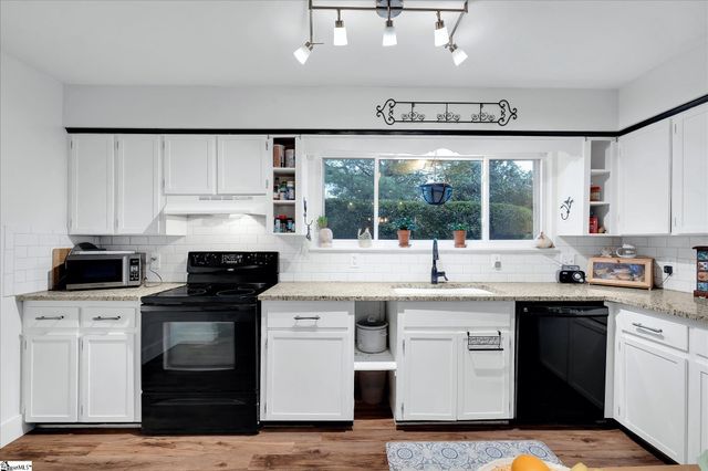 1 Briarcreek Place, Greenville, SC 29615