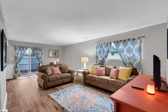 1 Briarcreek Place, Greenville, SC 29615