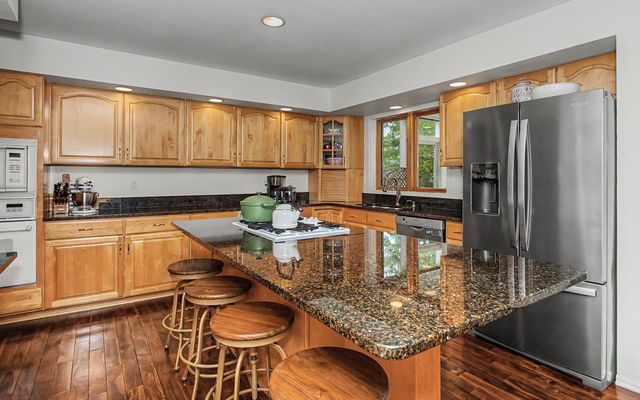 3020 Redbud Circle, Ames, IA 50014