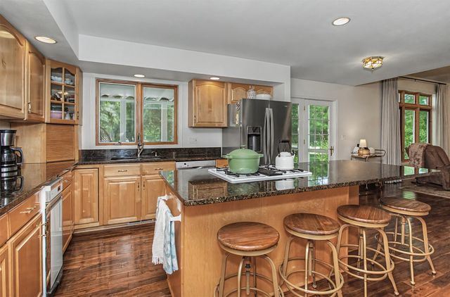 3020 Redbud Circle, Ames, IA 50014