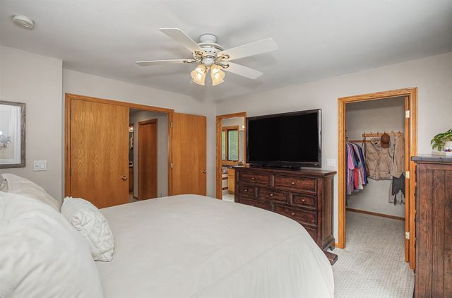 3020 Redbud Circle, Ames, IA 50014
