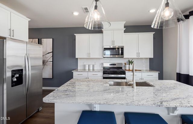 2867 Farmhouse Drive, Apex, NC 27502