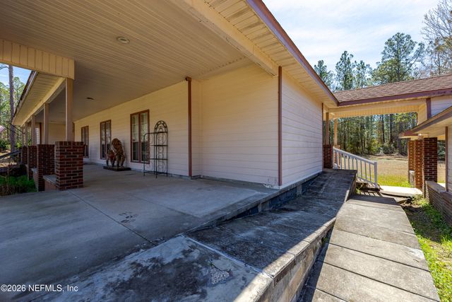 8404 NESBITT Road, Macclenny, FL 32063