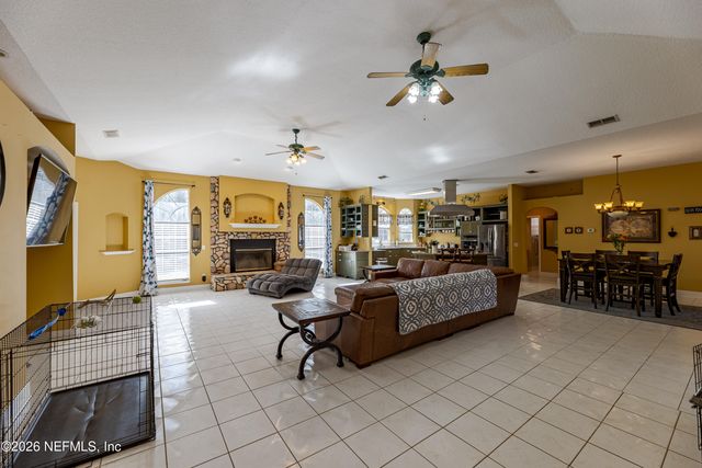 8404 NESBITT Road, Macclenny, FL 32063